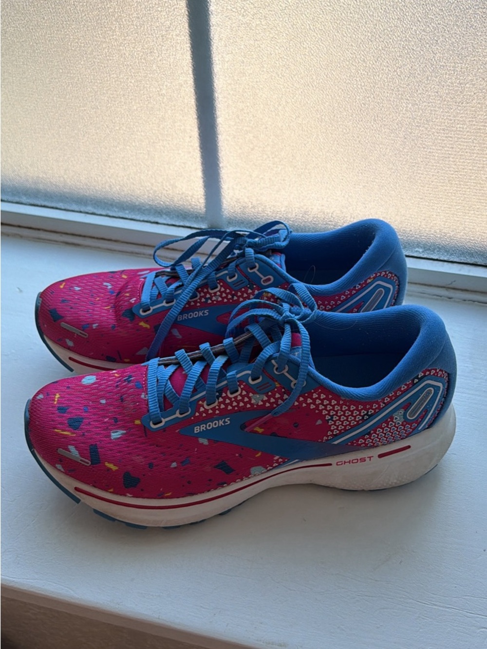 Brooks Ghost Women's Running Shoes - Pink with Blue Accents